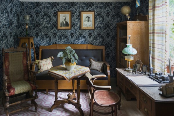 Historic Swedish living room, living, lifestyle, history, house, historic, table, living, old, living space, tradition, traditional, cottage, farmhouse, fern house, country life, wallpaper, furnishing, Sweden, Scandinavia, Europe