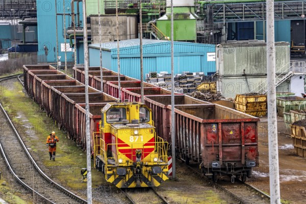 Hüttenwerke Krupp-Mannesmann, HKM in Duisburg, shunting tracks at the blast furnace steelworks, shunters, North Rhine-Westphalia, Germany, Europe