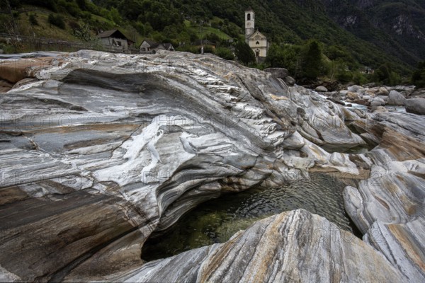 Rocks in the Verzasca River, behind Lavertezzo, Verzasca Valley, Valle Verzasca, Canton Ticino, Switzerland, Europe