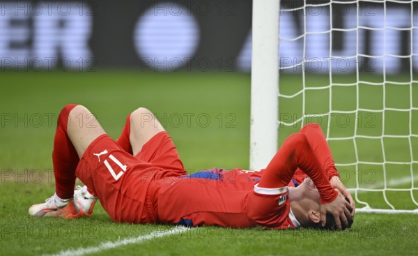 Mathias Honsak 1. FC Heidenheim 1846 FCH (17) injured Injury on the ground, Voith-Arena, Heidenheim, Baden-Württemberg, Germany, Europe