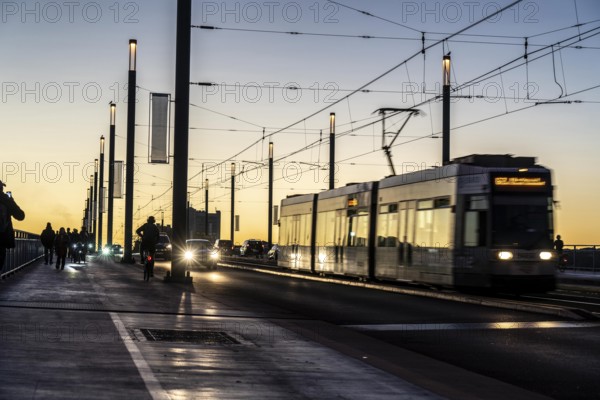 Traffic on the Kennedy Bridge, middle of the 3 Rhine bridges in Bonn, connects the centre of Bonn and the district of Beuel, federal road B56, light rail lines and footpaths and cycle paths, Bonn North Rhine-Westphalia, Germany, Europe