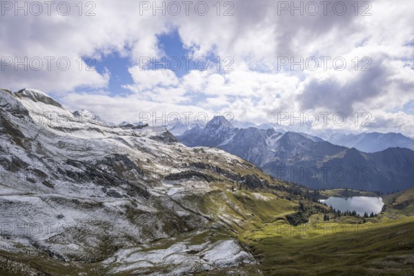 Panorama from Zeigersattel to Seealpsee, in the back left Höfats 2259m, Allgäu Alps, Allgäu, Bavaria, Germany, Europe