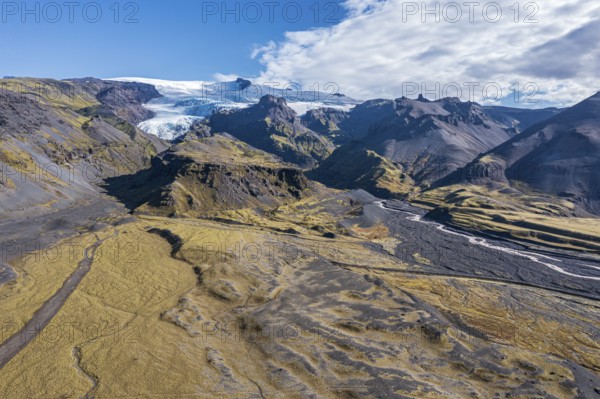 Vast floodplain of the Öræfajökull glacier at the Haalda depression, east of Skaftafell, aerial view, Iceland, Europe