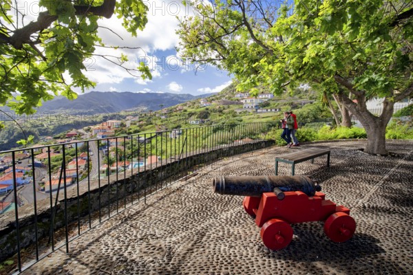 Fortress of Faial with cannons and view of the eagle rock, Penha d'Aguia, Miradouro do Fortim, Madeira, Portugal, Europe