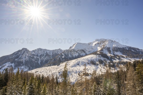 Beautiful landscape of the Mountain silhouettes of the Sexten Dolomites on a sunny winter day, South Tyrol, Trentino-South Tyrol, Alto-Adige, Italy, Europe