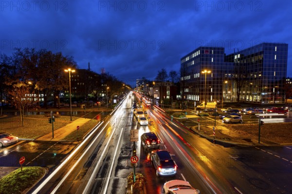Bundesstrasse B224, Alfredstrasse, in Essen Rüttenscheid, evening rush hour traffic, this area would also be affected by a diesel driving ban, Essen, North Rhine-Westphalia, Germany, Europe