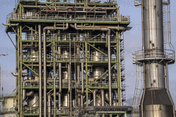 The chemical plants on the white side of the Schwelgern coking plant, which supplies over 2.5 million tonnes of coke to Thyssenkrupp Steel's Schwelgern blast furnace plant on the Rhine, is considered the most modern coking plant in the world with the world's largest coke oven batteries, Duisburg North Rhine-Westphalia, Germany, Europe