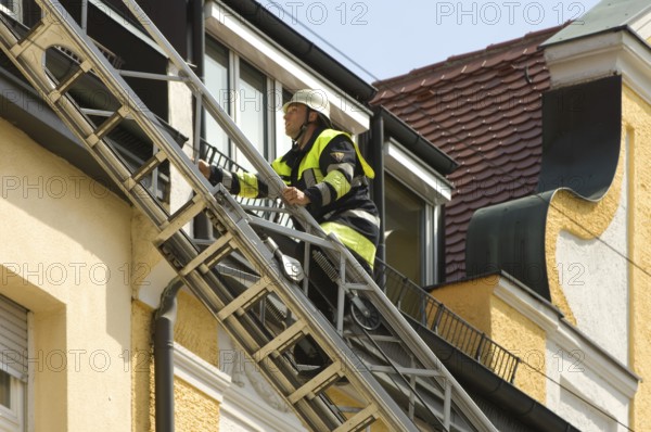 Fire brigade operation, Ohmstraße, Munich, Bavaria, Germany, Europe