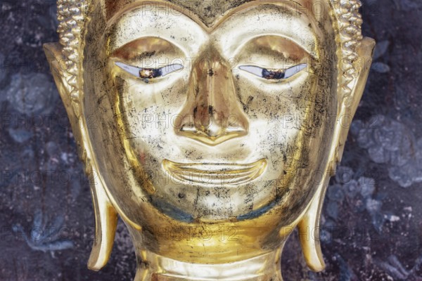 Buddha statues in meditation posture in Phra Rabiang Kot around the Phra Wihan Luang, Wat Suthat Thepwararam, Royal Temple, Phra Nakhon, Bangkok, Thailand, Asia