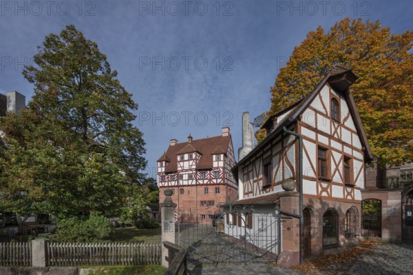 Haller Castle with outbuildings, already mentioned around 1200, Kirchenberg 11, Nuremberg-Mögeldorf, Middle Franconia, Bavaria, Germany, Europe
