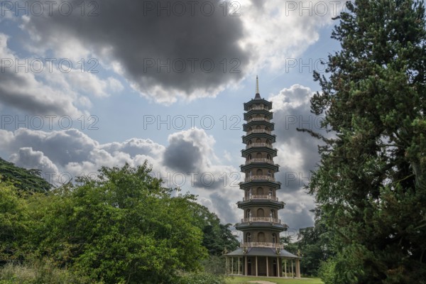 The historic Great Pagoda, Royal Botanic Gardens (Kew Gardens), UNESCO World Heritage Site, Kew, Greater London, England, United Kingdom, Europe