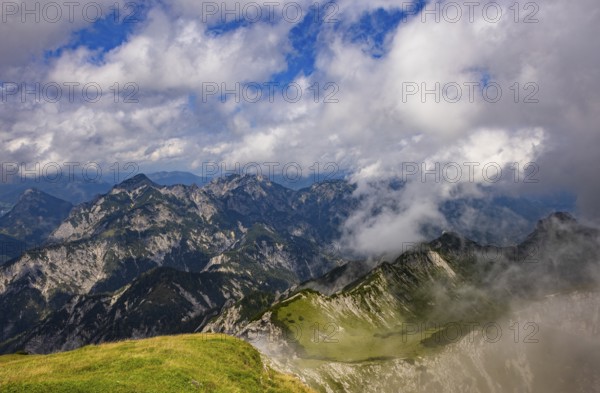 View from Gamsfeld to Rinnkogel and Rettenkogel, Osterhorn group, Salzkammergut, Salzburg province, Austria, Europe