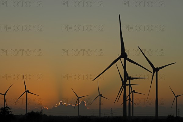 Abendrot, wind turbines, Leck, North Frisia, Schleswig-Holstein, Germany, Europe
