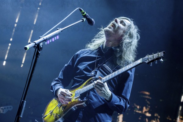 OPETH, rock band, Sweden, Mikael Akerfeldt, singer, guitarist, LAST WILL AND TESTAMENT - EUROPEAN TOUR 2025, concert, 18.02.2025, Tempodrom, Berlin, Germany < english> OPETH, rock band, Sweden, LAST WILL AND TESTAMENT - EUROPEAN TOUR 2025, concert, February 18th, 2025, Tempodrom, Berlin, Germany, Europe