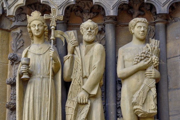 Portal of the Church of Our Dear Lady, French Gothic, detail, Trier, Rhineland-Palatinate, Germany, Europe