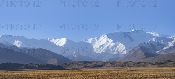 Snow-capped mountains, Pamir Mountains with Lenin Peak, high mountains, Transalai Range, Alay District, Kyrgyzstan, Asia