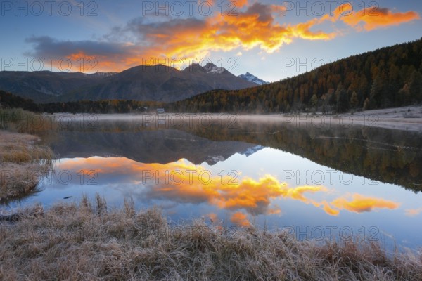 Lej da Staz, Upper Engadine, Grisons, Switzerland, Europe
