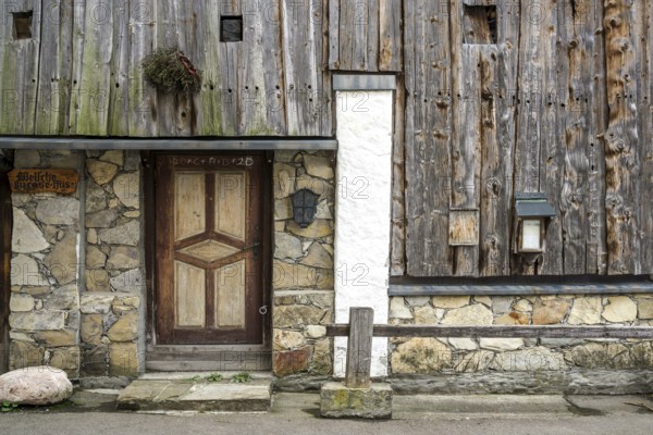 Old house with wooden facade, Oberstdorf, Oberallgäu, Allgäu, Bavaria, Germany, Europe