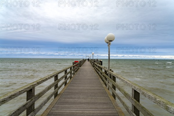 The pier in the Baltic seaside resort of Kühlungsborn in winter, Mecklenburg-Vorpommern, Germany, Europe