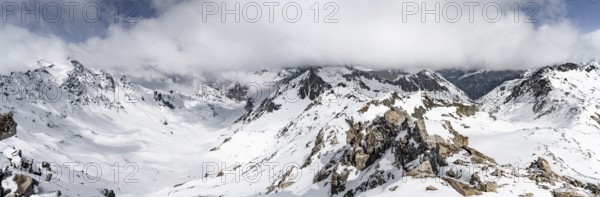 Panorama, View from the summit of Piz Laviner in winter, Mountain landscape in winter, Grisons Haute Route, Albula Alps, Rhaetian Alps, Grisons, Eastern Switzerland, Switzerland, Europe