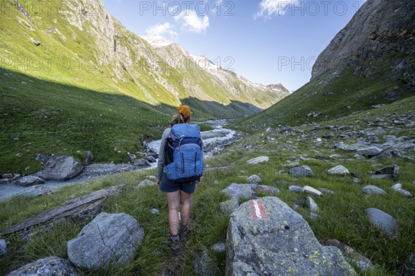 Mountaineer on hiking trail, Umbaltal, Venediger Group, Hohe Tauern National Park, East Tyrol, Tyrol, Austria, Europe