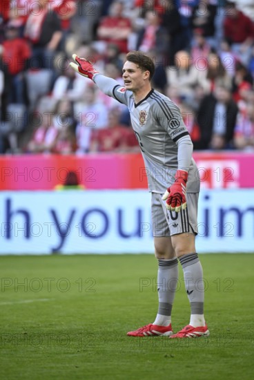 Orwart Jonas Urbig FC Bayern Munich FCB (40) Gesture Gesture Allianz Arena, Munich, Bavaria, Germany, Europe
