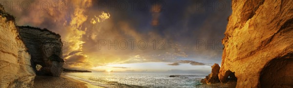Sunset panorama on Mare di Tropea beach under luminous sky, Tropea, Vibo Valentia, Calabria, Southern Italy, Italy, Europe