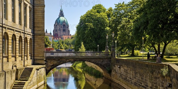 Castle Bridge with the River Leine and the New Town Hall, State Capital Hannover, Lower Saxony, Germany, Europe