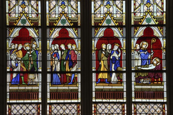 Stained glass windows of the Cathédrale Saint-Étienne, Auxerre, Département Yonne, Region Bourgogne-Franche-Comté, Burgundy, France, Europe