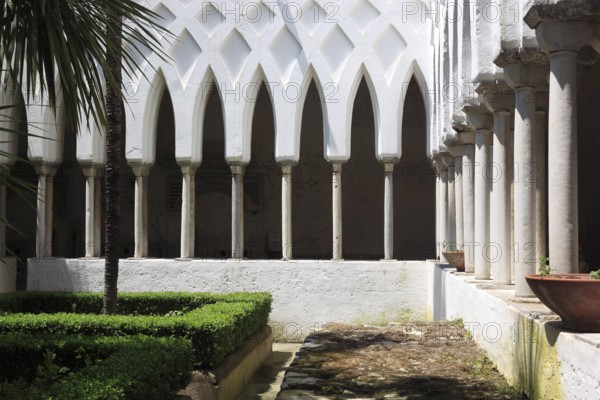 Cloister Chiostro del Paradiso in the Cathedral Cattedrale di Sant' Andrea, Amalfi, Campania, Italy, Europe