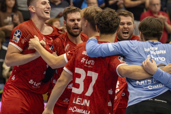 11.09.2024, 2nd HBL (German Handball League), Matchday 7 (early game) : Owls Ludwigshafen against HC Elbflorenz 2006. Picture: Unbridled joy for the Owls after the narrow victory