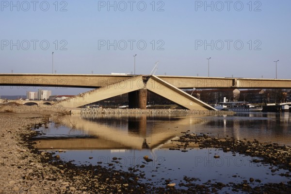 Partially collapsed Carola Bridge Dresden on 7 March 2025, Dresden, Saxony, Germany, Europe