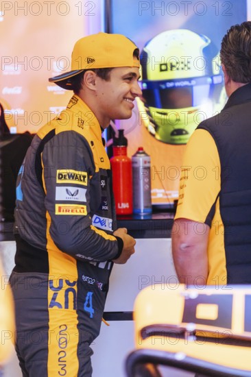 MELBOURNE, AUSTRALIA, APRIL 2: Lando Norris of Great Britain of McLaren Formula 1 Team before the start of race day during the 2023 Australian Grand Prix on April 2, 2023 in Melbourne, Australia, Oceania