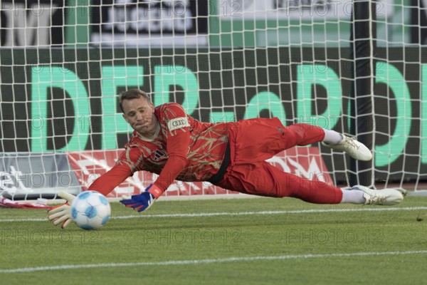 Football match, captain and goalkeeper Manuel NEUER FC Bayern Munich in front of the match during warm-up and parade, football stadium Donaustadion, Ulm, Germany, Europe