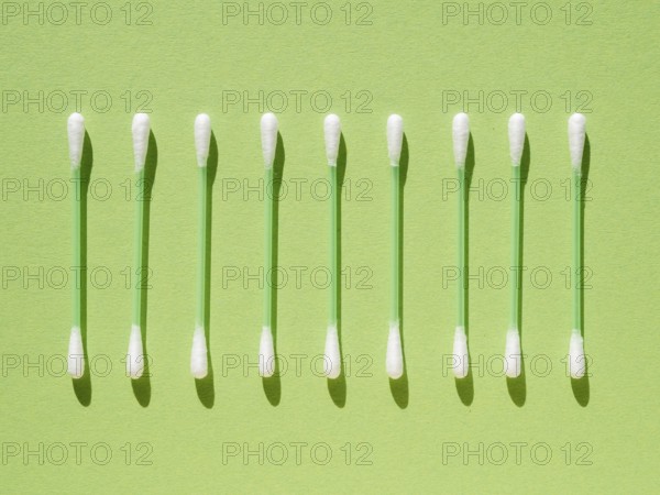 Flat lay arrangement with cotton buds
