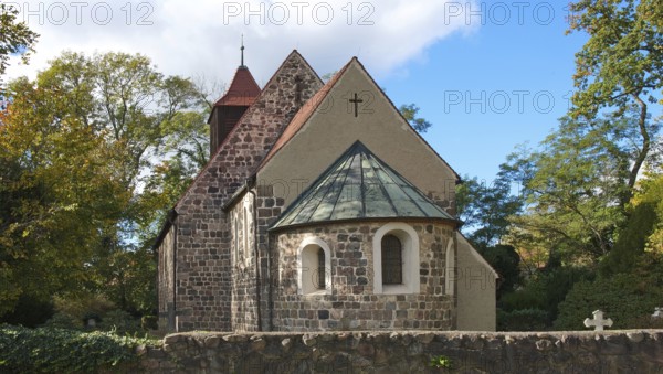 Rear view of the village church with apse, Stahnsdorf, Potsdam-Mittelmark district, Brandenburg, Germany, Europe