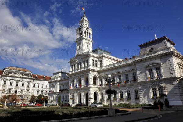 Banat, city of Arad, city centre, historic houses, on the Boulevard of the Revolution, from left, the magnificent neo-Renaissance house, the Csanad Palace, next to it the Renaissance-style town hall on Town Hall Square, Rathausplatz, Romania, Europe