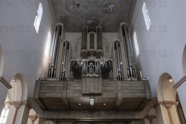 Organ loft in St Kilian's Cathedral, Würzburg, Lower Franconia, Bavaria, Germany, Europe