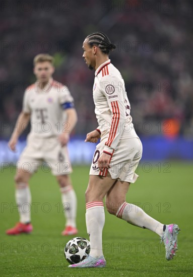 Leroy Sané FC Bayern Munich FCB (10) Action on the ball Joshua Kimmich FC Bayern Munich FCB (06) Champions League, Allianz Arena, Munich, Bayern, Germany, Europe