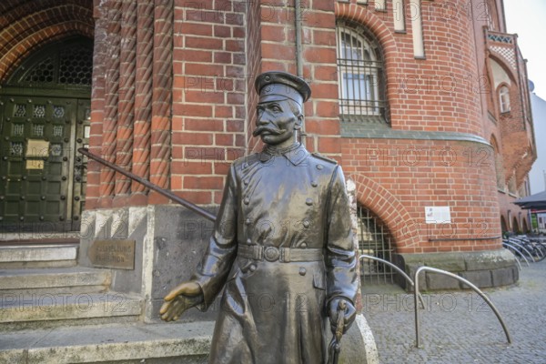 Captain of Köpenick Monument, Town Hall, Köpenick, Treptow-Köpenick, Berlin, Germany, Europe