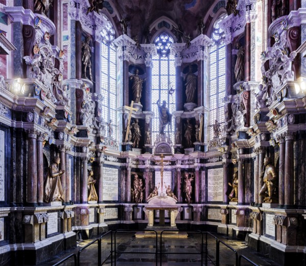 Burial place of the Wettins in the east choir of Freiberg Cathedral. At the request of Christian I, this chapel was decorated with life-size bronze statues by Giambologna's pupil Carlo di Cesare del Palagio (1538-1598), who was brought from Florence especially for this purpose. The otherwise inaccessible burial chapel is now open during the presentation of Mars in Freiberg and can be visited with a museum ticket., Freiberg Cathedral, Freiberg, Saxony, Germany, Europe