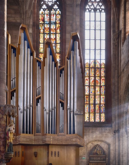 Interior view of the main organ, St Sebald, St. Sebaldus Church, Nuremberg, Franconia, Bavaria, Germany, Europe