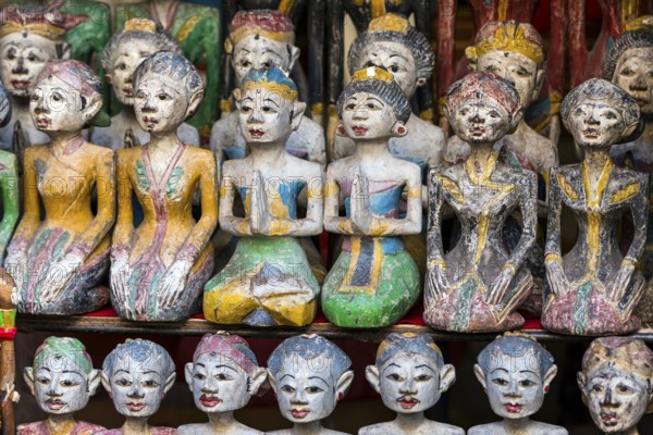 Wooden figures on a market, art, art market, Hinduism, souvenir, decoration, sculpture, figure, handicraft, Bali, Indonesia, Asia