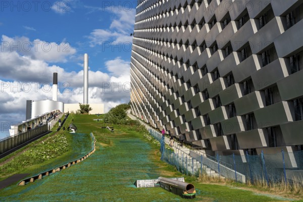 CopenHill, waste incineration plant and artificial ski slope, skiing with a view of the ski lift, 90 metres high and 400 metres long slope on artificial turf, Copenhagen, Denmark, Europe