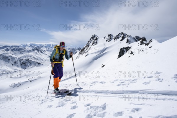 Ski tourers on the Graubünden Haute Route, ascent to the Scalettahorn, snow-covered mountains, winter in the Albula Alps, Graubünden, Switzerland, Europe