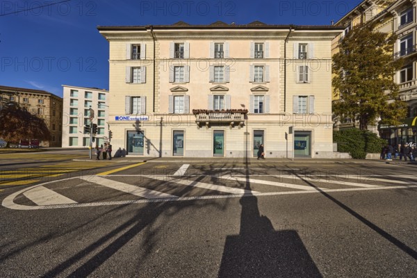 One Swiss Bank, historical building, deep blue sky, street Riva Giocondo Albertolli, Lugano, district Lugano, canton Ticino, Switzerland, Europe