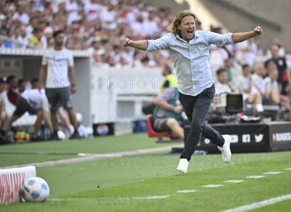 Goal celebration Coach Bo Henriksen 1. FSV Mainz 05 MHPArena, MHP Arena Stuttgart, Baden-Württemberg, Germany, Europe