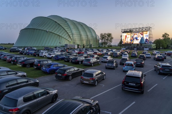 Drive-in cinema at Essen/Mülheim Airport Motor Movies, temporary film screening, at the WDL airship hangar, event in compliance with contact restrictions, effects of the corona crisis in Essen, Mülheim Germany