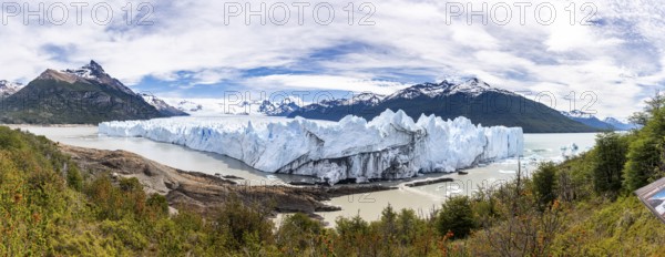 Perito Moreno Glacier, El Calafate, Santa Cruz Province, Argentina, South America