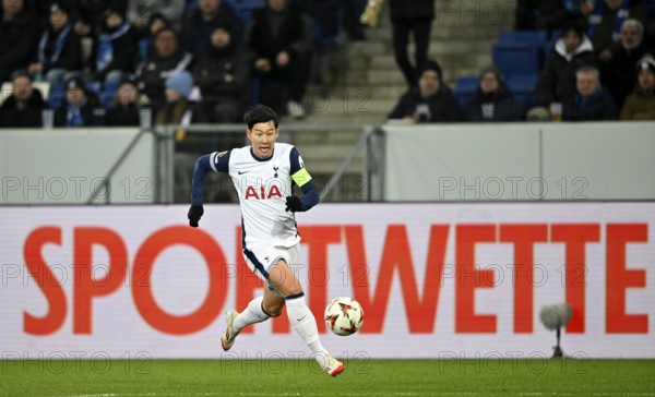 Heung-Min Son Tottenham Hotspur Spurs (07) Action on the ball Perimeter advertising SPORTWETTEN Europa League, PreZero Arena, Sinsheim, Baden-Württemberg, Germany, Europe